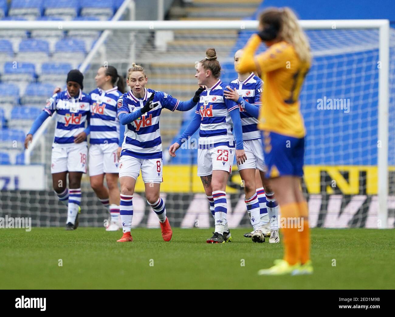 Rachel Rowe Reading Goal Hi res Stock Photography And Images Alamy