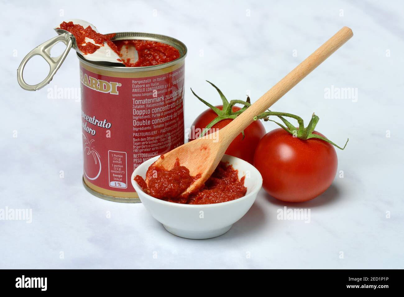 Tomato paste in can and skin, tomatoes, Germany Stock Photo Alamy