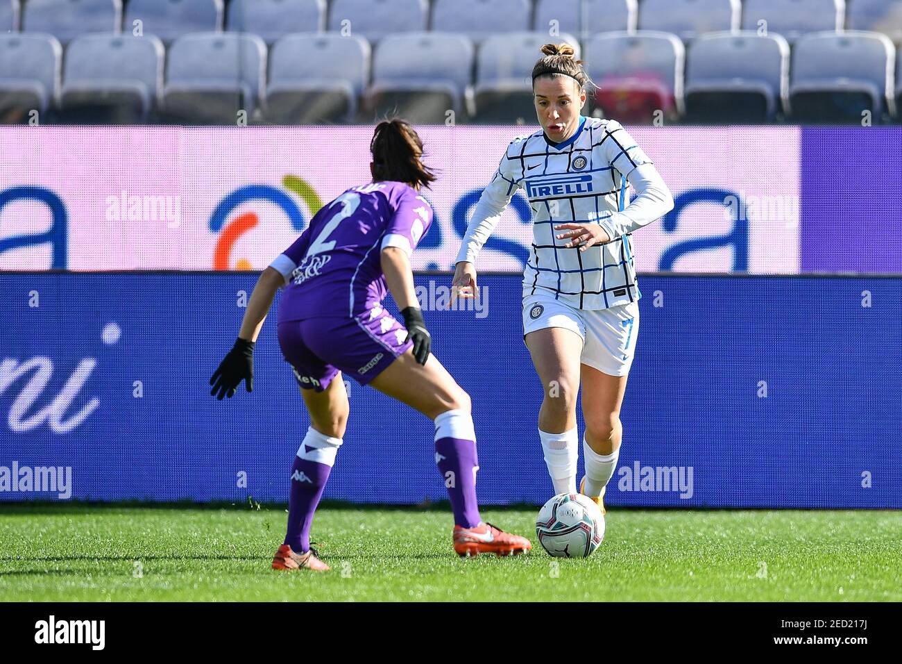 Federica Cafferata of ACF Fiorentina Women in action during the 2021/2022  Serie A Women's Championship match between Juventus FC and ACF Fiorentina  Wo Stock Photo - Alamy