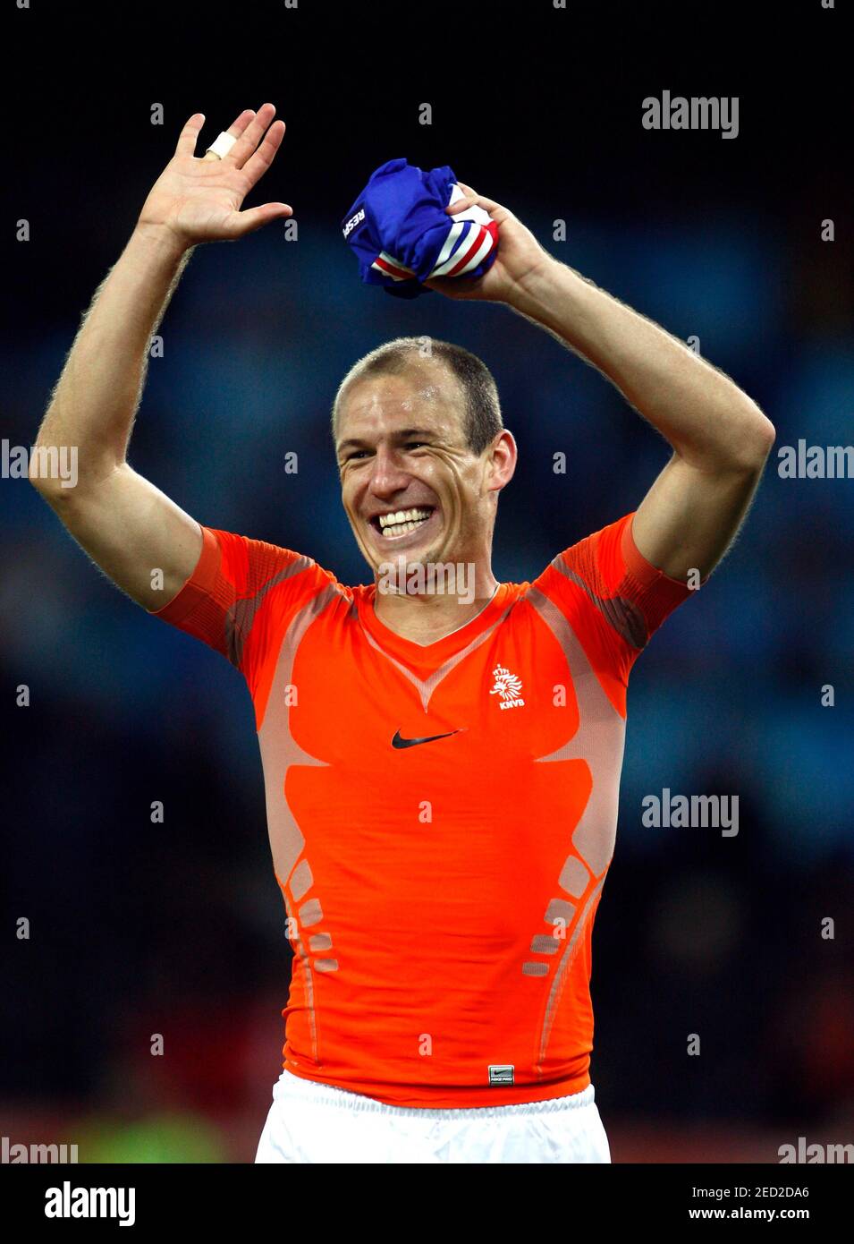 Football - Holland v France UEFA EURO 2008 Group C - Stade de Suisse,  Wankdorf, Berne, Switzerland - 13/6/08 Holland's Arjen Robben celebrates at  full time Mandatory Credit: Action Images / Jason Cairnduff Livepic Stock  Photo - Alamy