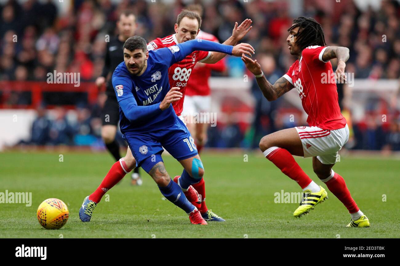 Soccer Football - Championship - Nottingham Forest vs Cardiff City - The City Ground, Nottingham, Britain - November 26, 2017  Nottingham Forest's David Vaughan and Armand Traore in action with Cardiff City's Callum Paterson  Action Images/Peter Cziborra  EDITORIAL USE ONLY. No use with unauthorized audio, video, data, fixture lists, club/league logos or 'live' services. Online in-match use limited to 75 images, no video emulation. No use in betting, games or single club/league/player publications. Please contact your account representative for further details. Stock Photo