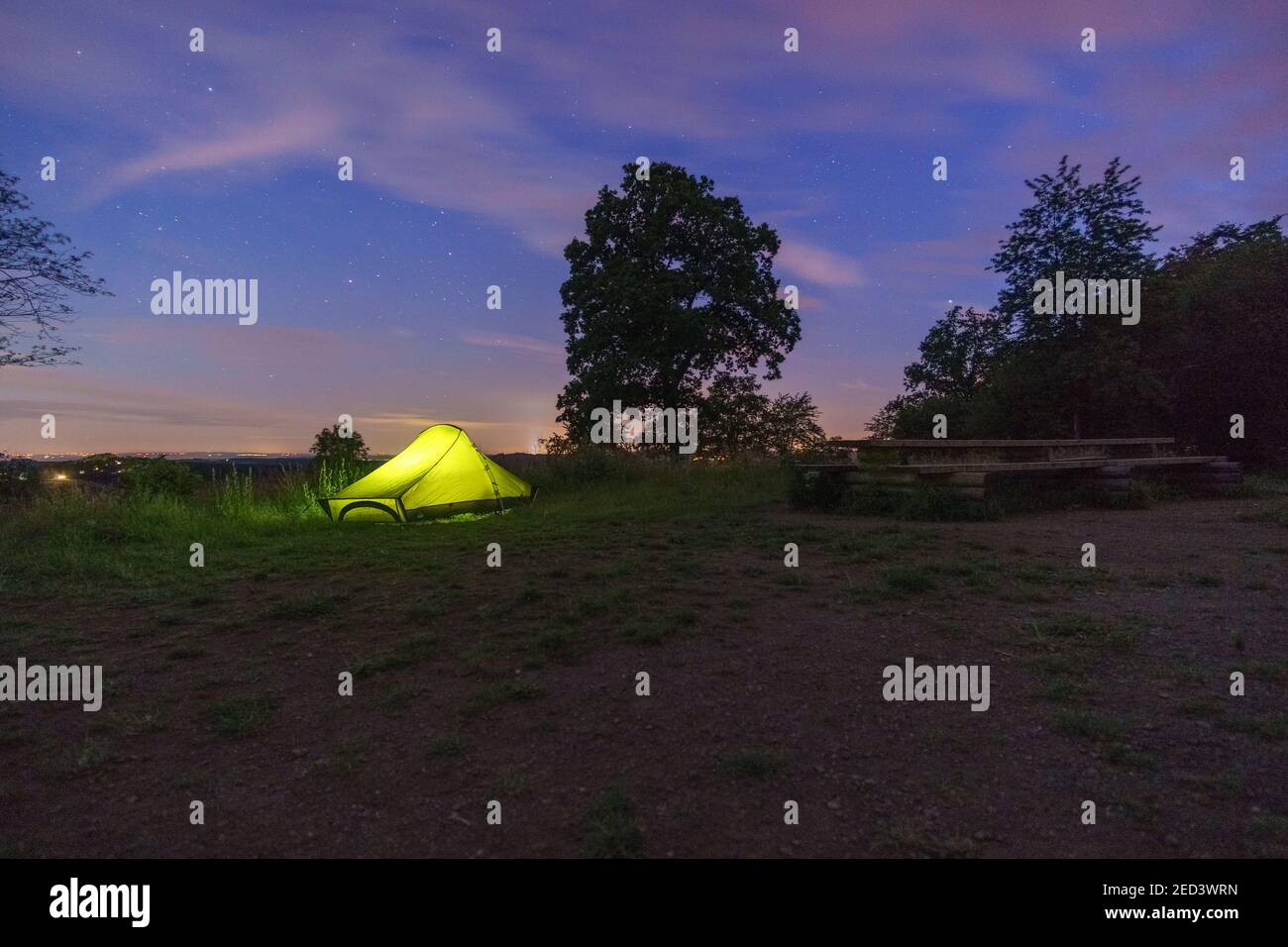 Illuminated green tent night hi-res stock photography and images - Alamy