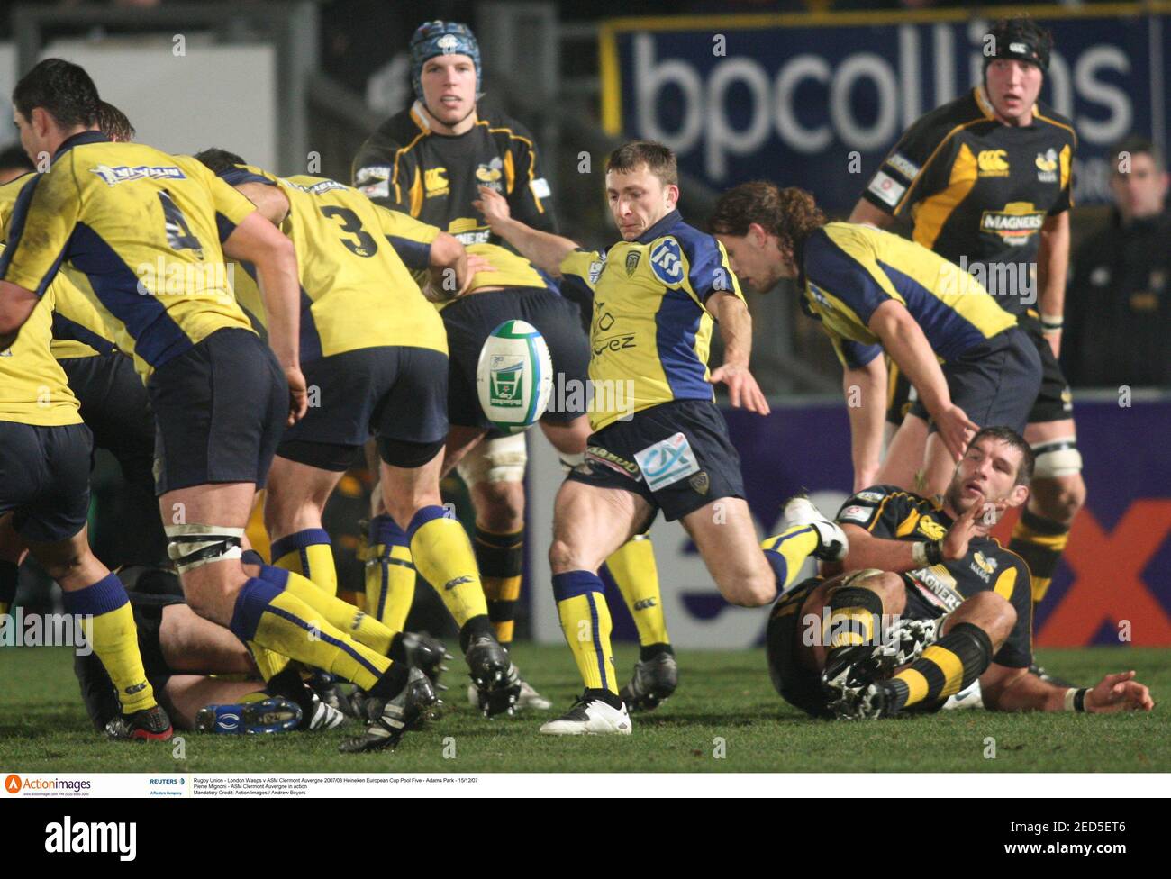Rugby Union London Wasps V Asm Clermont Auvergne 07 08 Heineken European Cup Pool Five Adams Park 15 12 07 Pierre Mignoni Asm Clermont Auvergne In Action Mandatory Credit Action Images Andrew Boyers Stock Photo Alamy Rugby Union London Wasps V Asm Clermont Auvergne 07 08 Heineken European Cup Pool Five Adams Park 15 12 07 Pierre Mignoni Asm Clermont Auvergne In Action Mandatory Credit Action Images Andrew Boyers Stock Photo Alamy