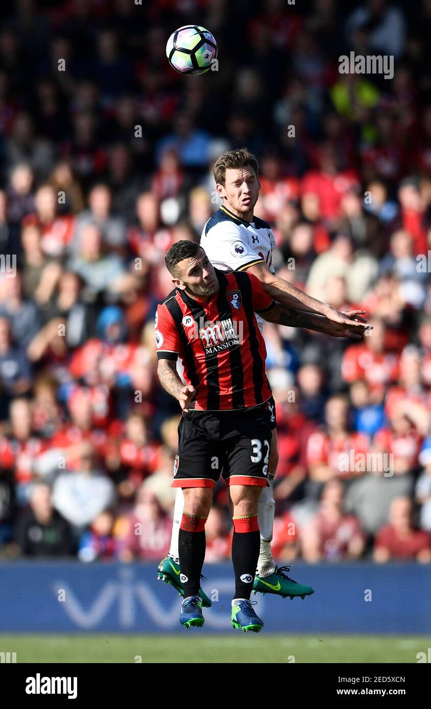 Football Soccer Britain - AFC Bournemouth v Tottenham Hotspur - Premier  League - Vitality Stadium - 22/10/16 Tottenham's Jan Vertonghen in action  with Bournemouth's Jack Wilshere Reuters / Dylan Martinez Livepic EDITORIAL