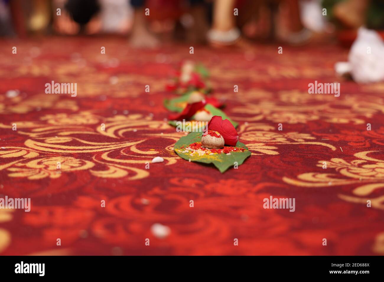 Hindu temple decoration ceremony hi-res stock photography and images ...