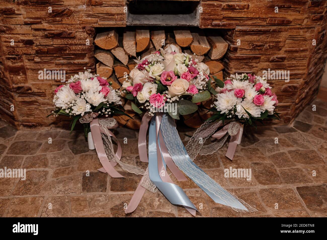 Bouquet of the bride and bridesmaids of the bride Stock Photo Alamy