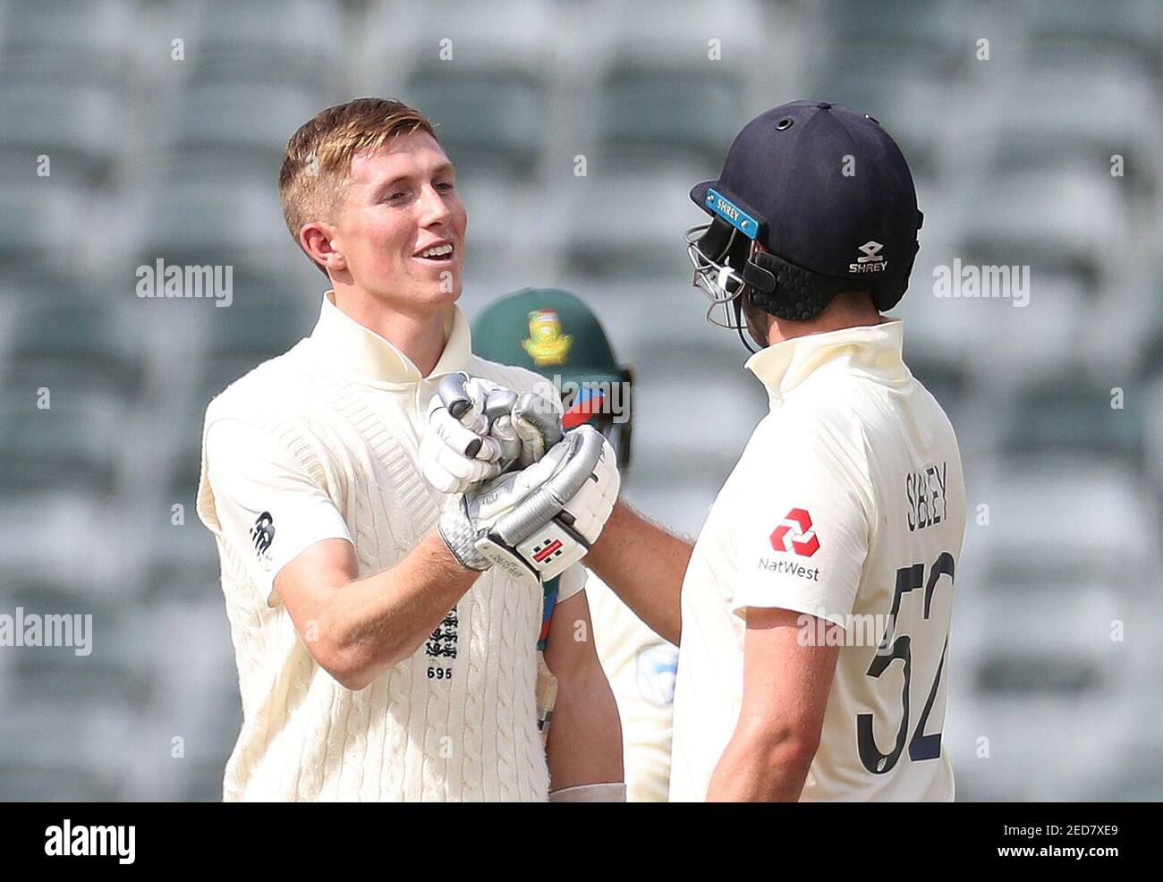 Cricket partnership hi-res stock photography and images - Alamy