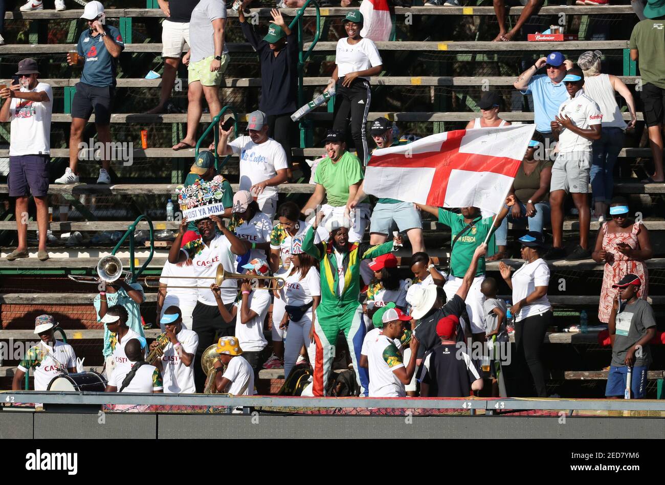 Cricket - South Africa v England - Fourth Test - Imperial Wanderers Stadium, Johannesburg, South Africa - January 26, 2020 General view of the fans during the match REUTERS/Siphiwe Sibeko Stock Photo
