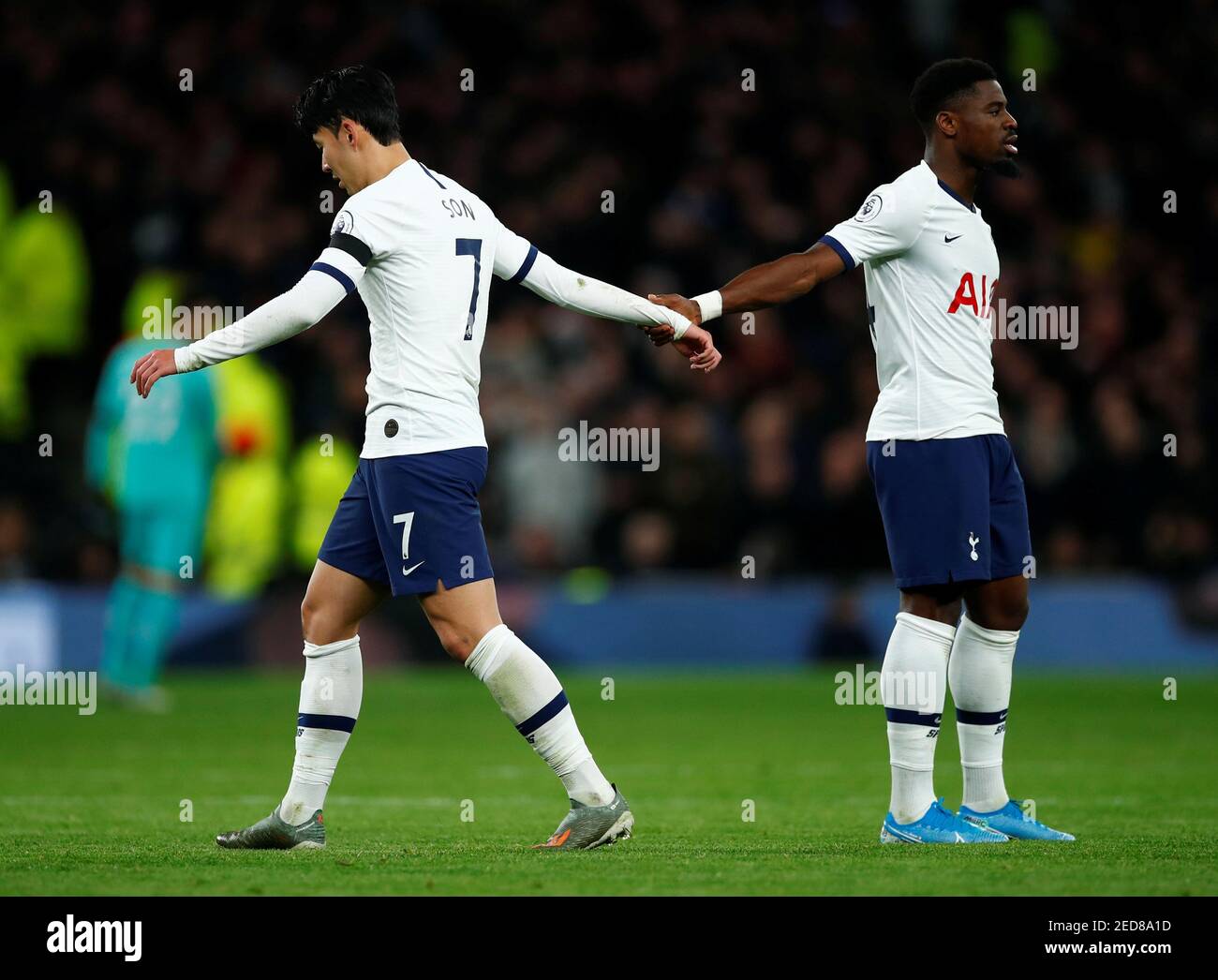 Tottenham hotspurs aurier leaves pitch hi-res photography images - Alamy