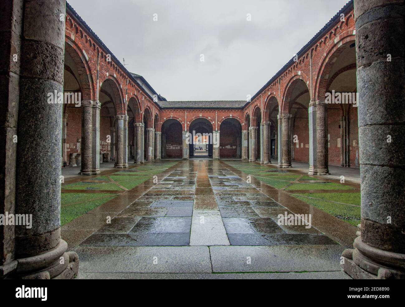 Atrium Porch High Resolution Stock Photography and Images - Alamy