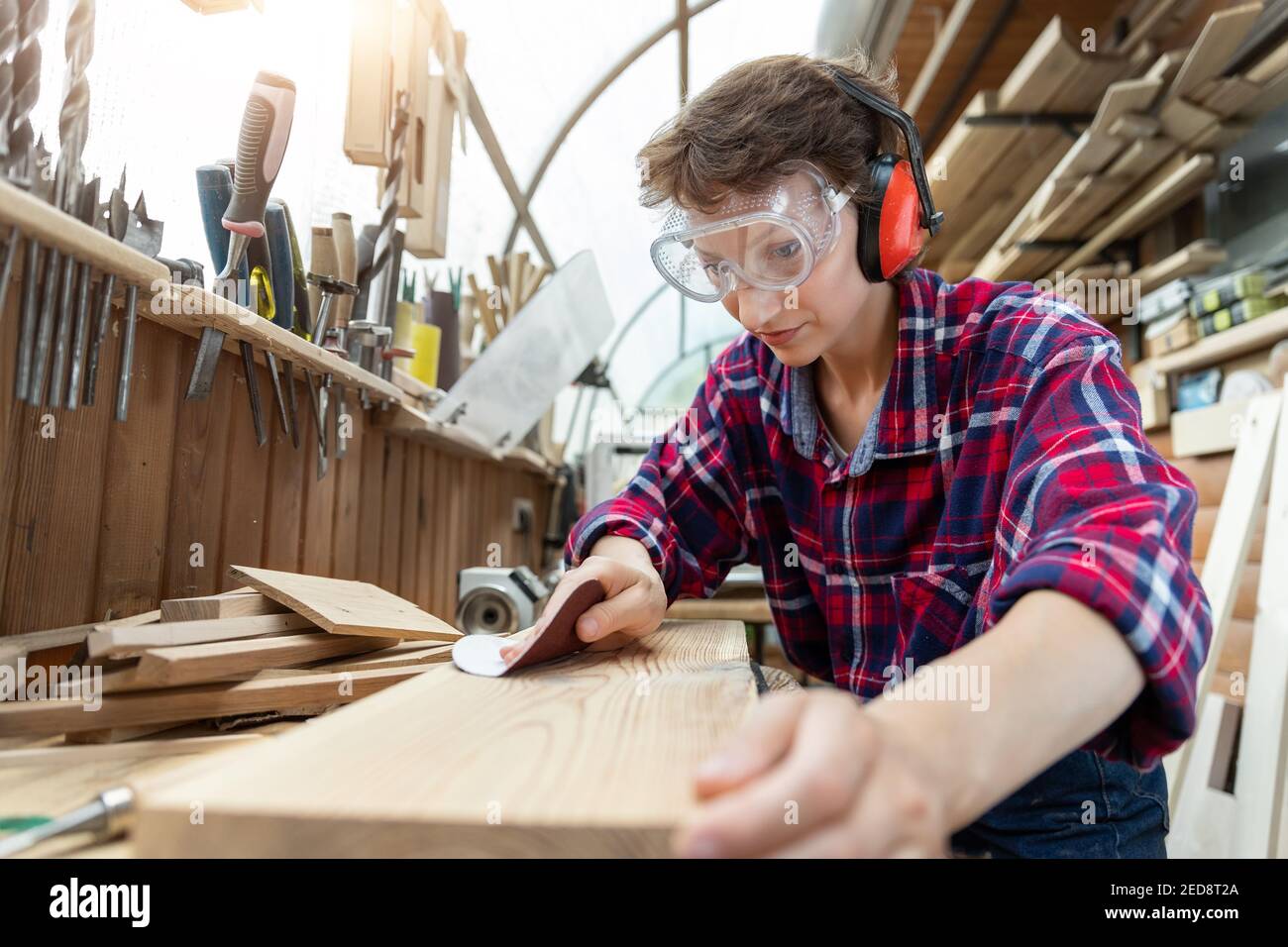 Carpenter Female High Resolution Stock Photography And Images Alamy