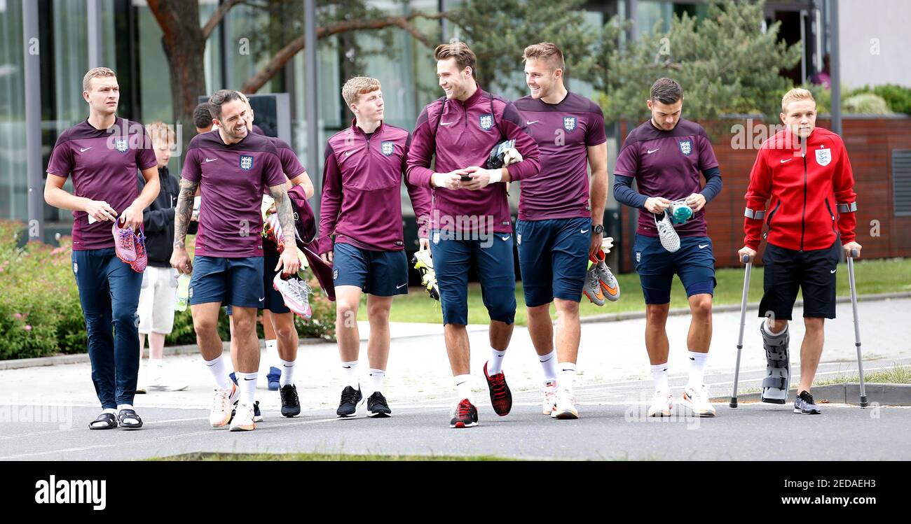 Football - England Under 21 Training - Ander Stadium, Olomouc, Czech  Republic - 23/6/15 England's Ben Gibson, Danny Ings, Matt Targett, Marcus  Bettinelli, Jack Butland, Jake Forster Caskey and Alex Pritchard during