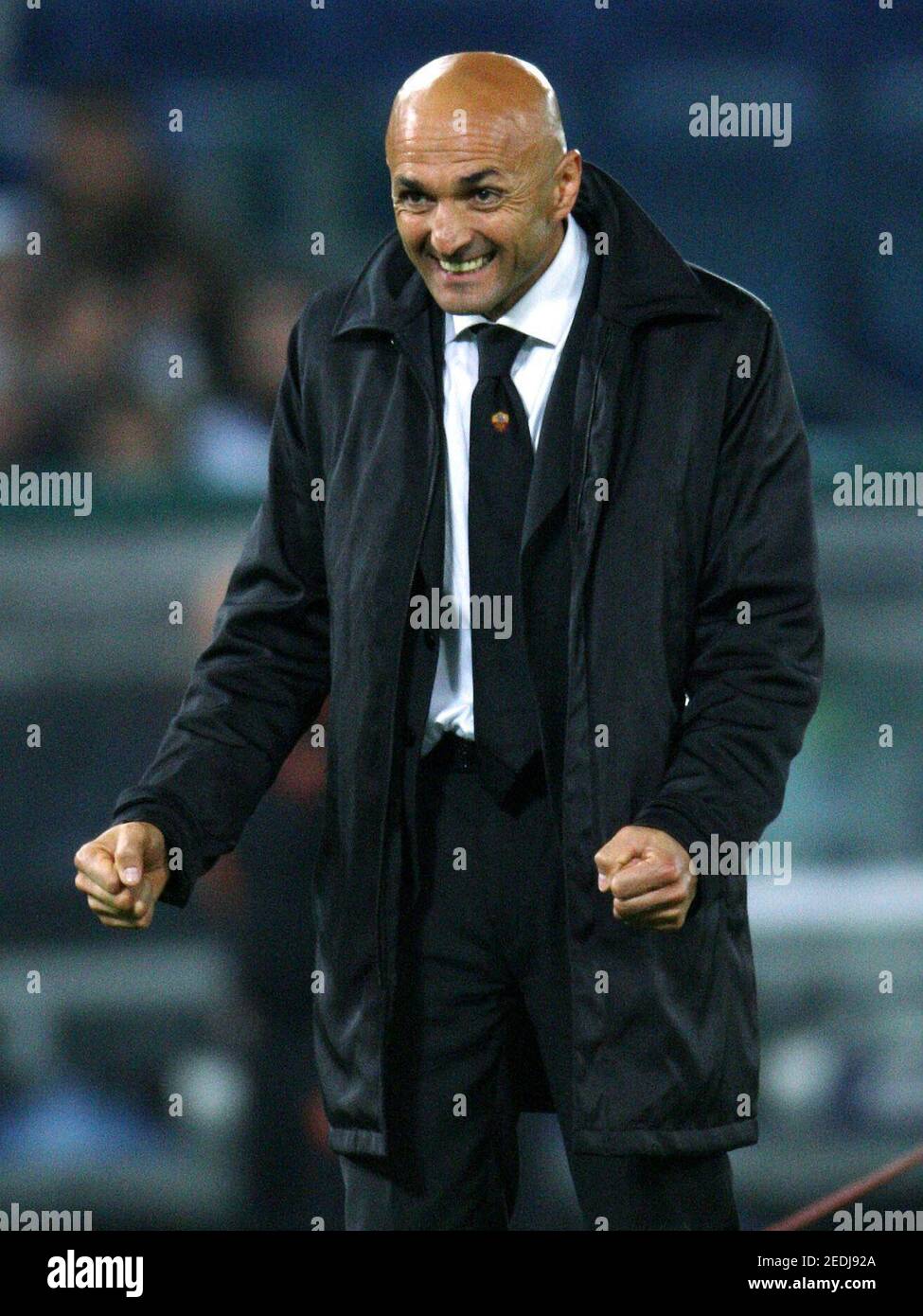 Football - AS Roma v Chelsea UEFA Champions League Group Stage Matchday Four Group A - Olympic Stadium, Rome - 4/11/08 Roma coach Luciano Spalletti celebrates his team's victory Mandatory Credit: Action Football - AS Roma v Chelsea UEFA Champions League Group Stage Matchday Four Group A - Olympic Stadium, Rome - 4/11/08 Roma coach Luciano Spalletti celebrates his team's victory Mandatory Credit: Action