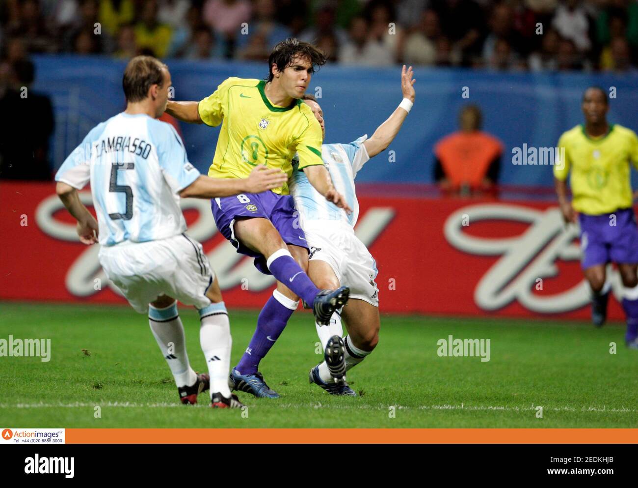 fifa 2005 vs 06 fifa 2005 vs 06