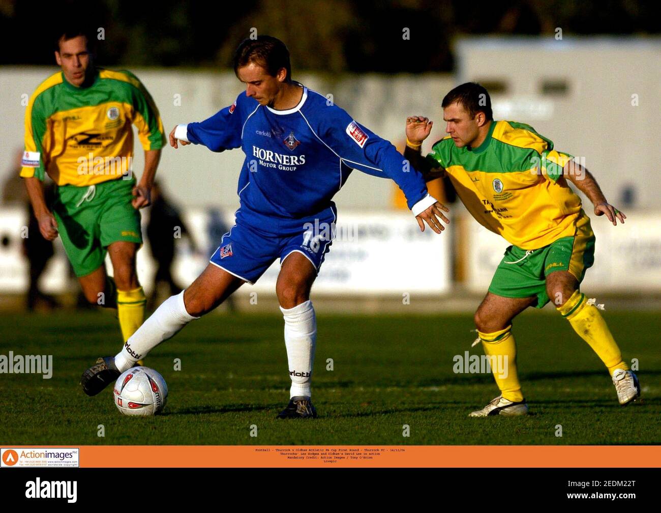 Football Thurrock V Oldham Athletic Fa Cup First Round Thurrock Fc 14 11 04 Thurrocks Lee Hodges And Oldham S David Lee In Action Mandatory Credit Action Images Tony O Brien Livepic Stock Photo Alamy