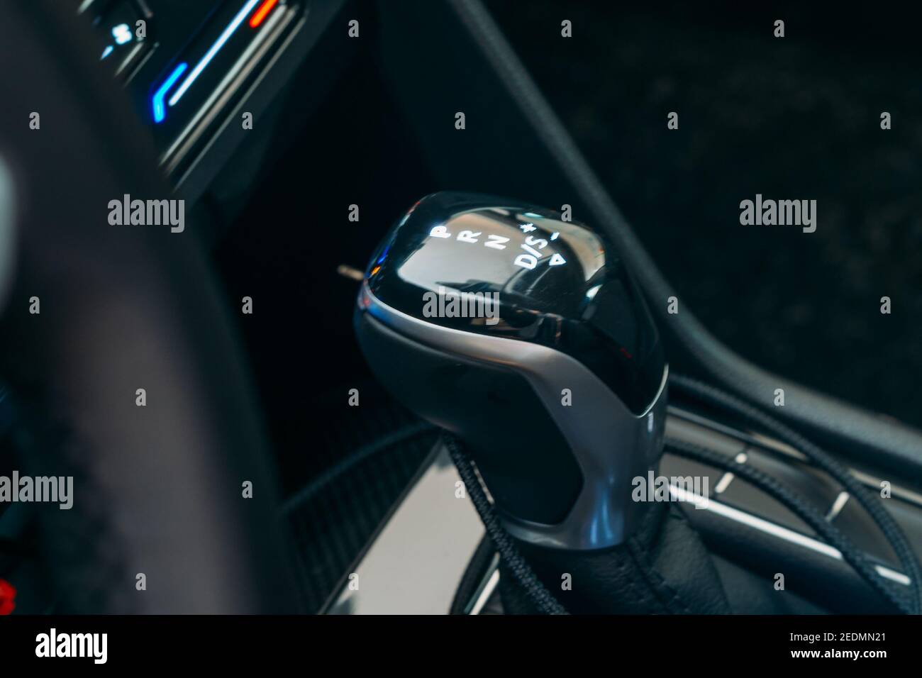 Gear selector hires stock photography and images Alamy