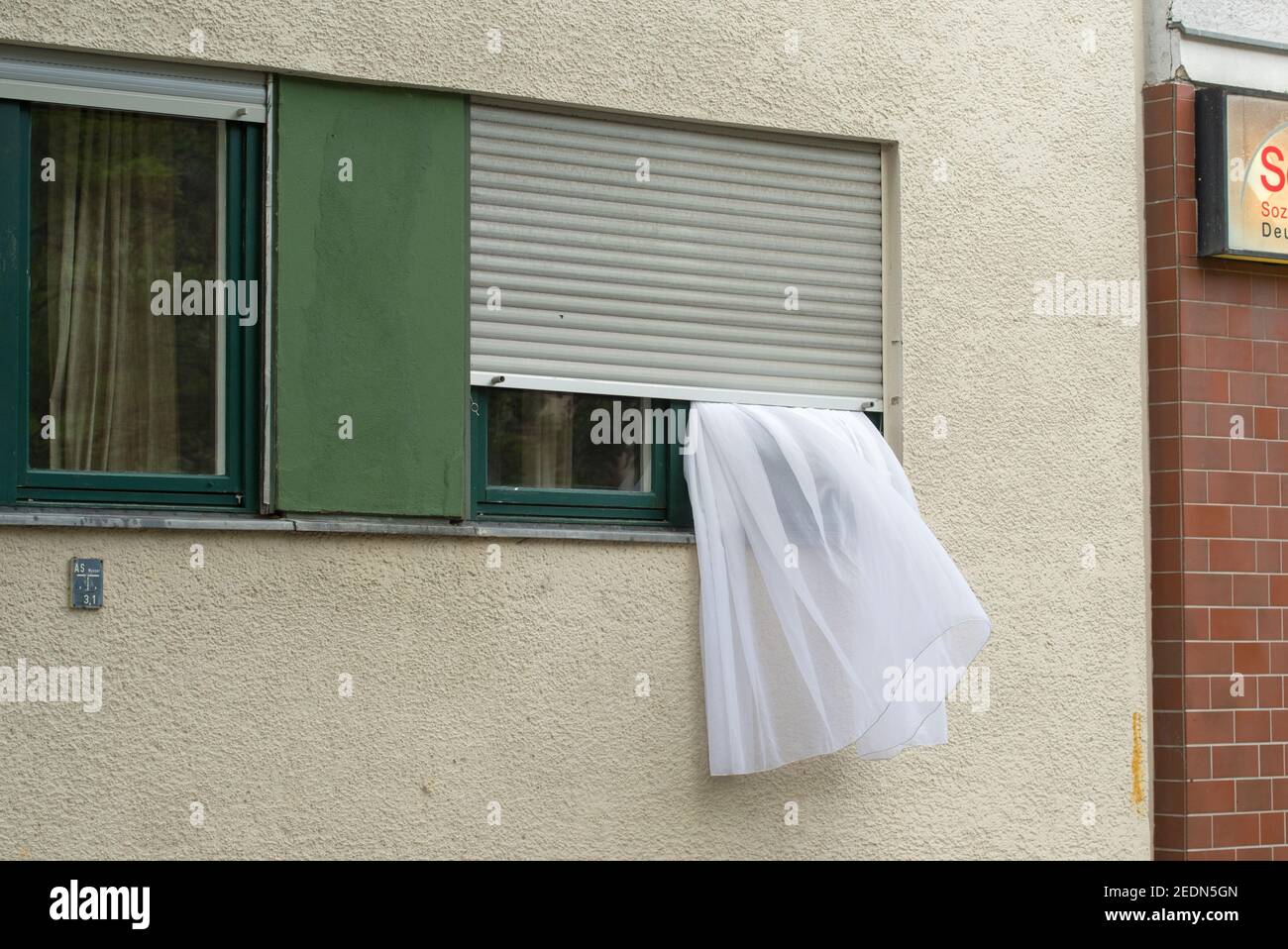 Jammed roller hires stock photography and images Alamy