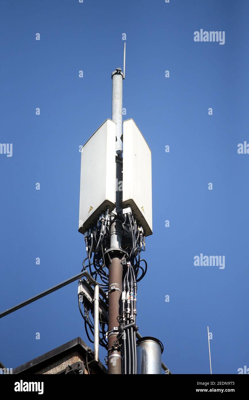 20.09.2020, Hannover, Lower Saxony, Germany - Transmission mast for mobile radio.. 00S200920D448CAROEX.JPG [MODEL RELEASE: NO, PROPERTY RELEASE: NO (c Stock Photo