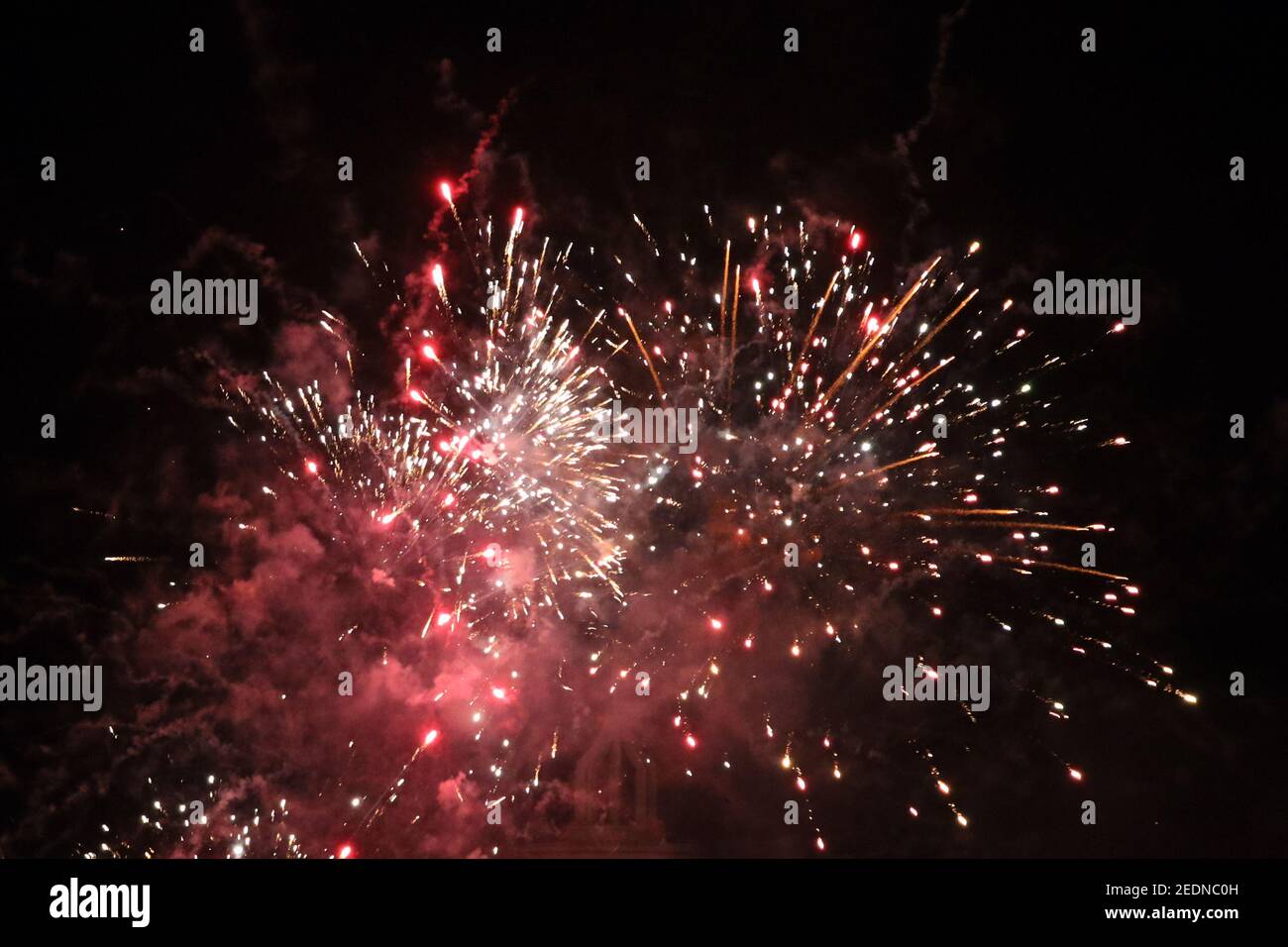 01.01.2021, Berlin, Berlin, Germany - New Year's Eve fireworks.. 00S210101D702CAROEX.JPG [MODEL RELEASE: NO, PROPERTY RELEASE: NO (c) caro images / So Stock Photo