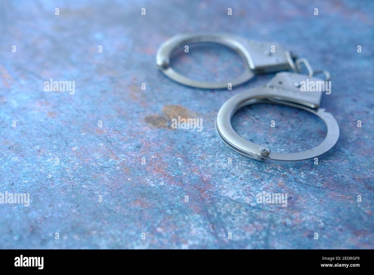 Handcuffs black and white hi-res stock photography and images - Alamy