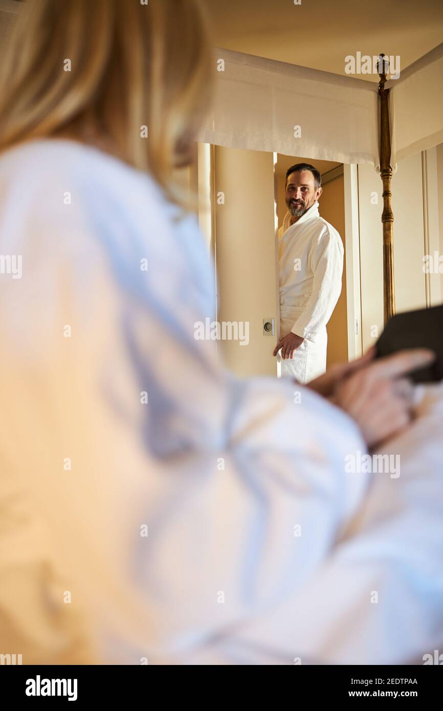 Couple entering bedroom hi-res stock photography and images - Alamy