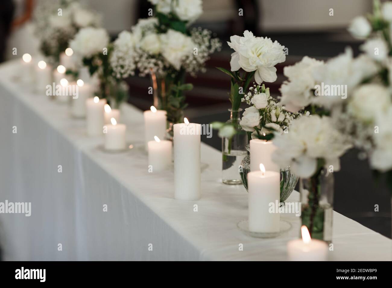 Table setting at wedding reception. Modern event design. Floral ...