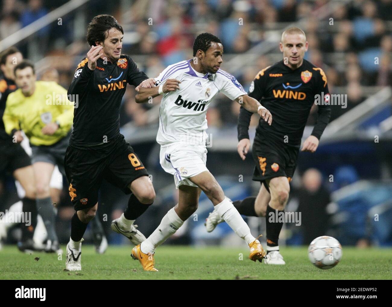 Robinho real madrid hi-res stock photography and images - Page 7 - Alamy
