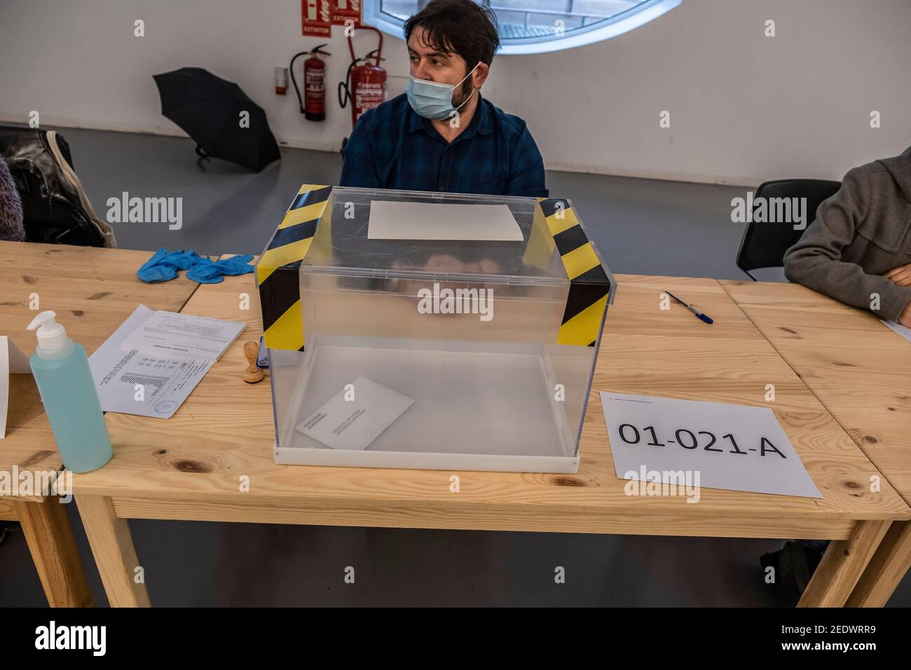 View of a ballot box at the CCCB electoral college during the Regional Elections.In Spain’s separatist region of Catalonia, the regional parliamentary election has been held. The vote has resulted in an increase of parliamentary seats to pro-independence parties. Stock Photo