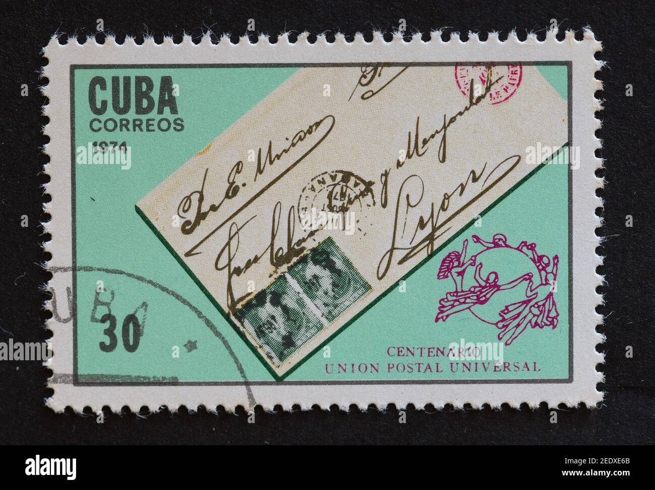 Old vintage Cuban postal stamps Stock Photo - Alamy