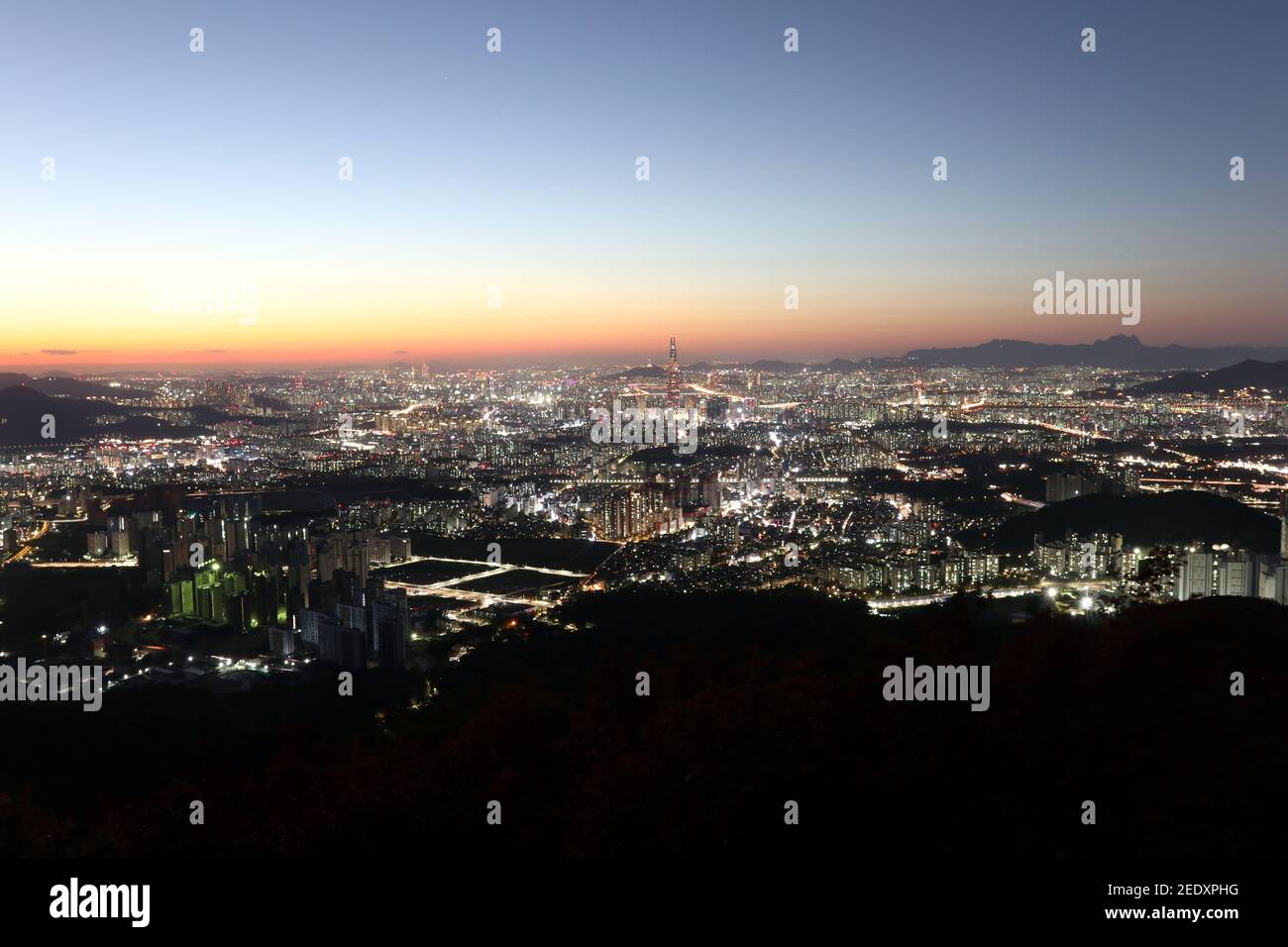Cityscape of Seoul in Korea at Dusk Stock Photo Alamy