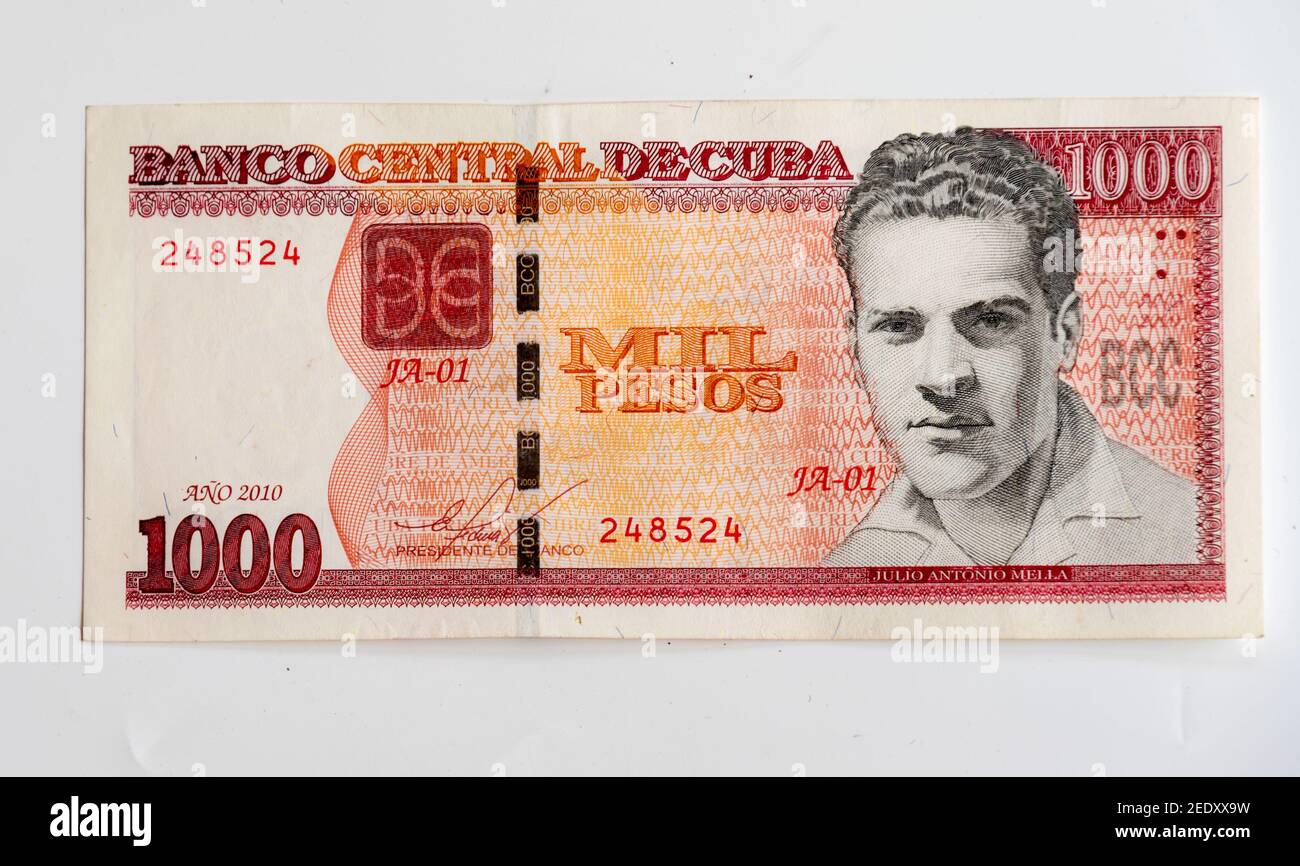 Cuba news: New high denomination bills. Many stores offer the chance of buying in the two officials currencies, since the exchange rate is 1 to 25, th Stock Photo