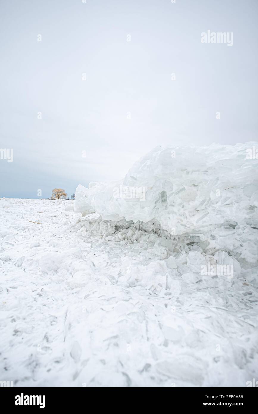 frozen lake erie Stock Photo - Alamy