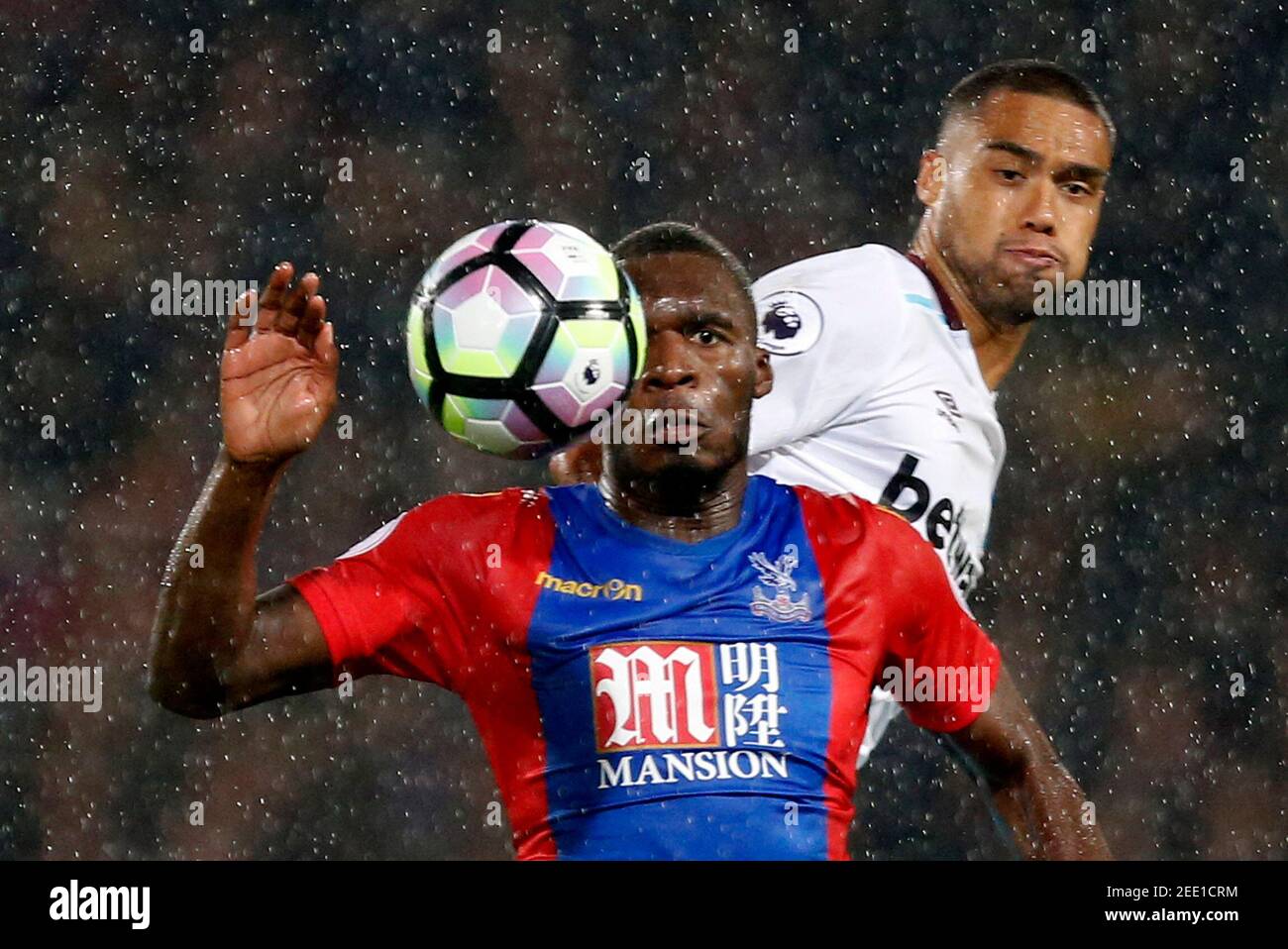 Britain Football Soccer - Crystal Palace v West Ham United - Premier League - Selhurst Park - 15/10/16 Crystal Palace's Christian Benteke  in action with West Ham United's Winston Reid Reuters / Paul Hackett Livepic EDITORIAL USE ONLY. No use with unauthorized audio, video, data, fixture lists, club/league logos or 'live' services. Online in-match use limited to 45 images, no video emulation. No use in betting, games or single club/league/player publications. Please contact your account representative for further details. Stock Photo