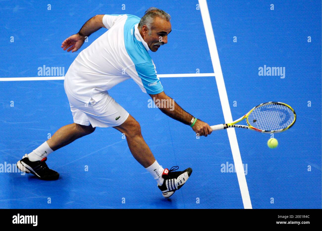 Tennis - AEGON Masters - Royal Albert Hall, London - 1/12/09 Iran's Mansour  Bahrami in action during the men's doubles Mandatory Credit: Action Images  / Matthew Childs Stock Photo - Alamy
