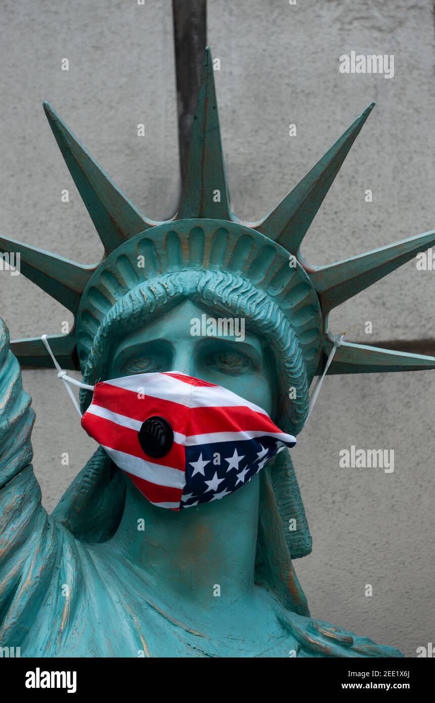 Statue of Liberty souvenir shop with masks for sale in Manhattan