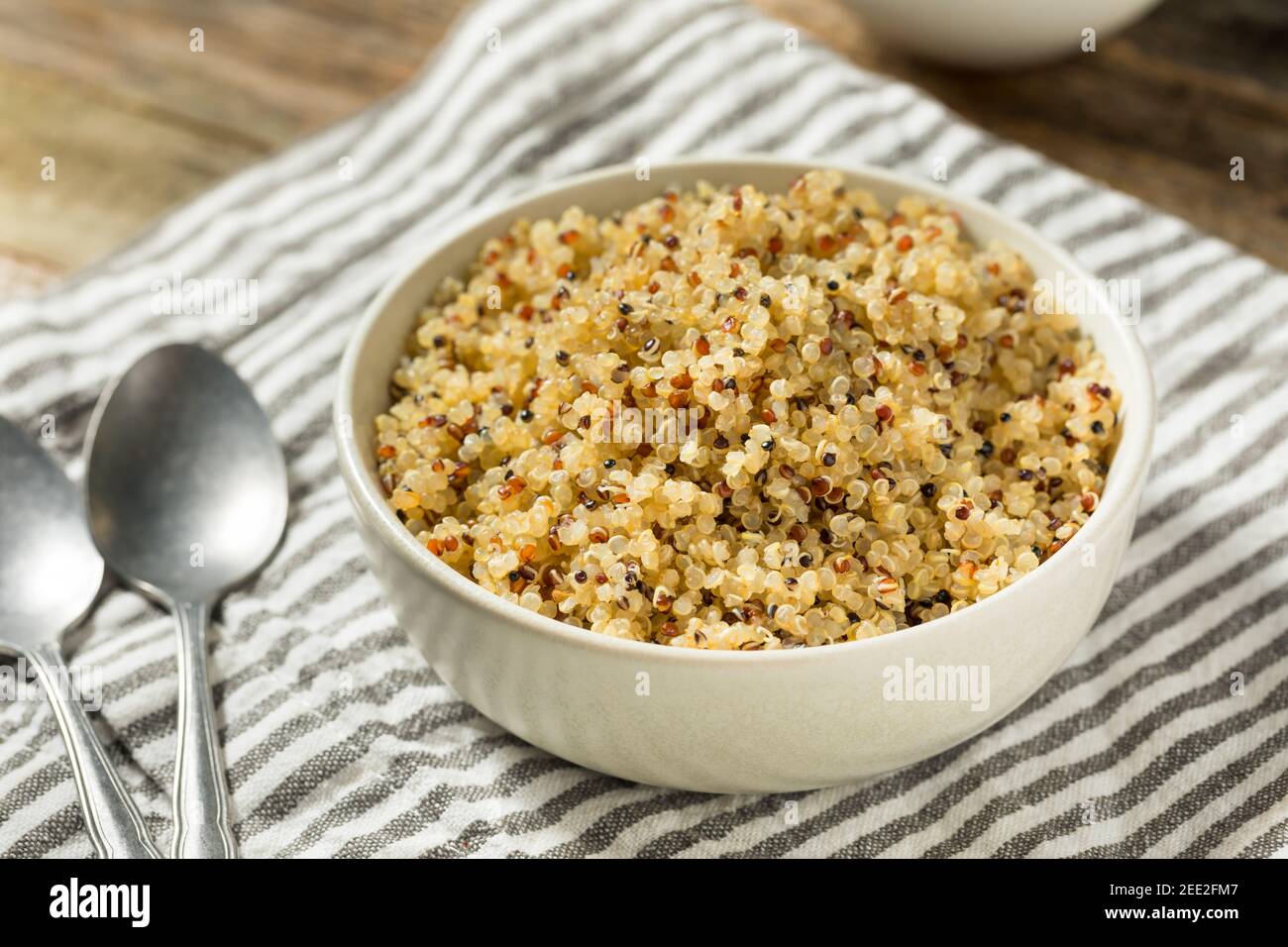 Healthy Cooked White Quinoa Ready to Eat Stock Photo Alamy