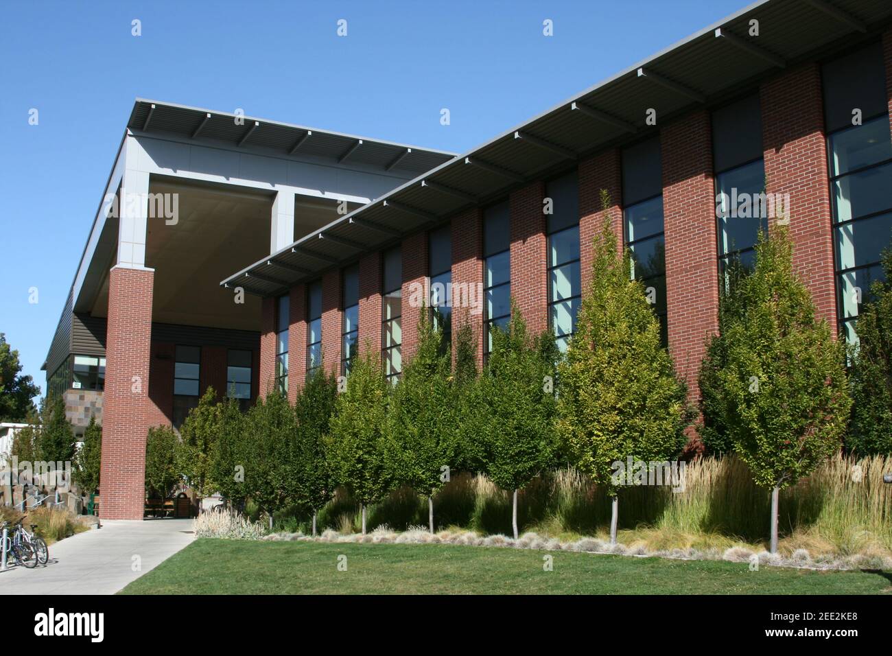 Central campus recreation building hires stock photography and images Alamy