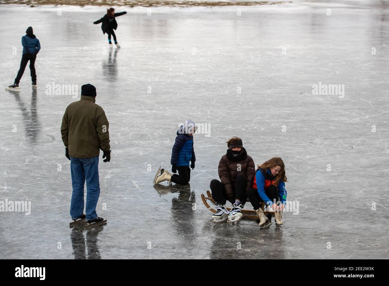 Fen form hires stock photography and images Alamy