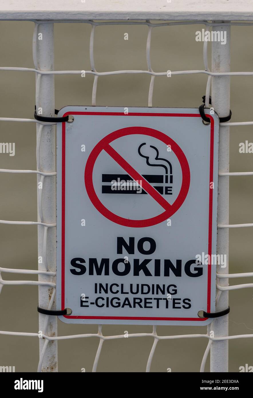 no smoking sign including e cigarettes on a wall Stock Photo Alamy