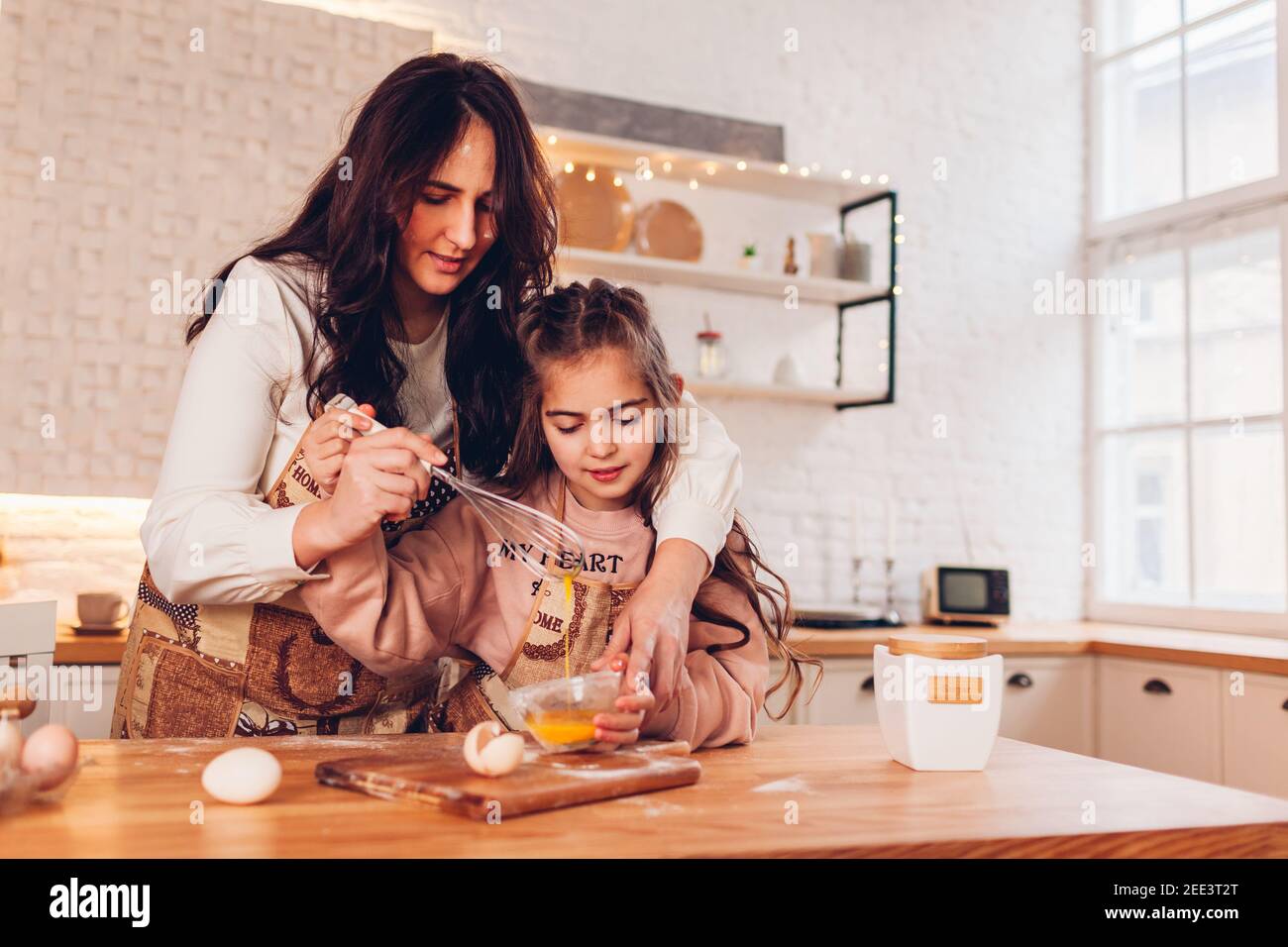 Little mommy haciendo galletas sale