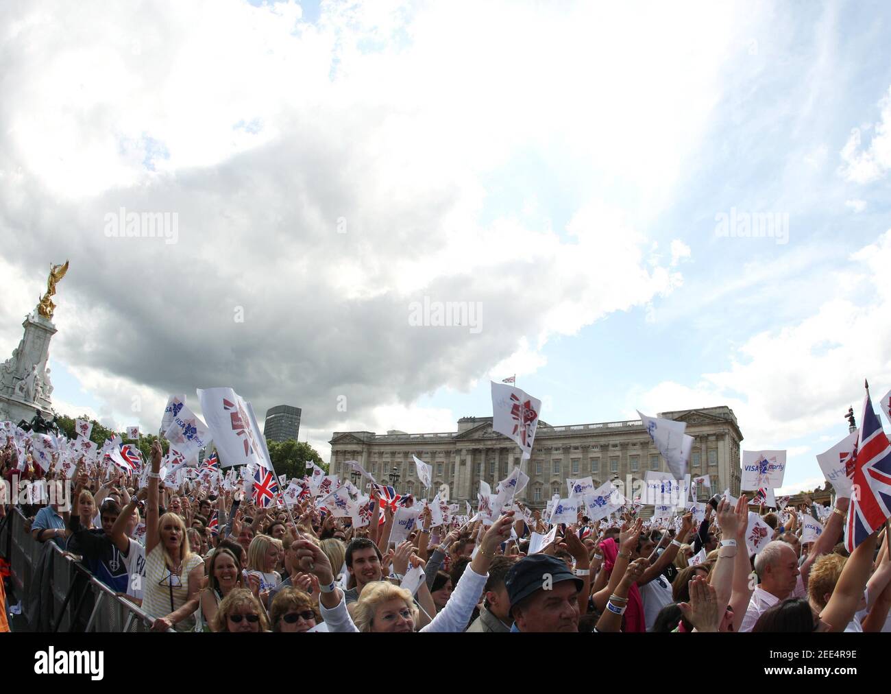 General Sport - Beijing to London - Olympic Handover Celebrations - The Visa  2012 Party - London - 24/8/08 A general view of the Olympic Handover  Celebrations Mandatory Credit: Action Images / Paul Childs Livepic Stock  Photo - Alamy