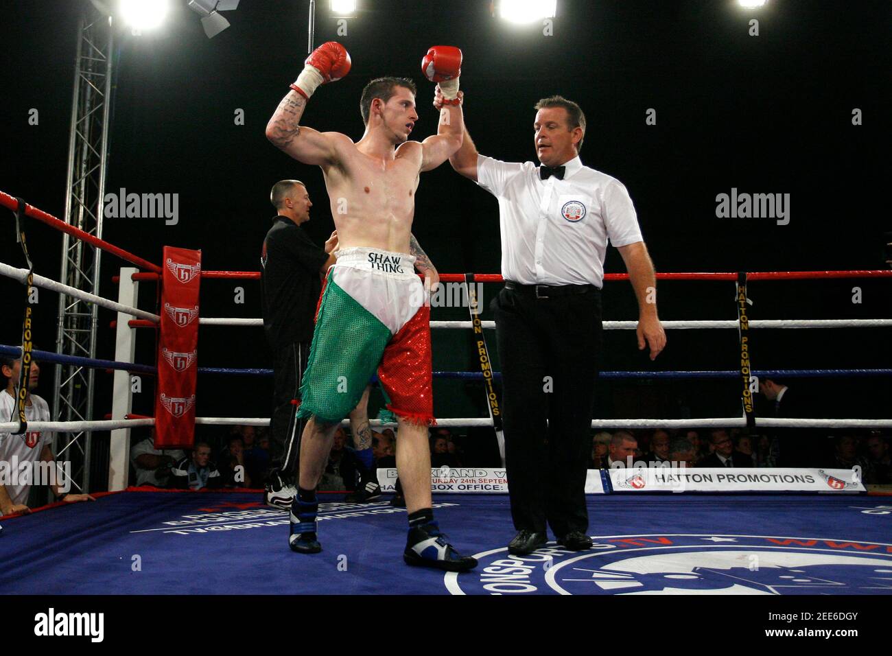 Boxing thomas tom hires stock photography and images Alamy