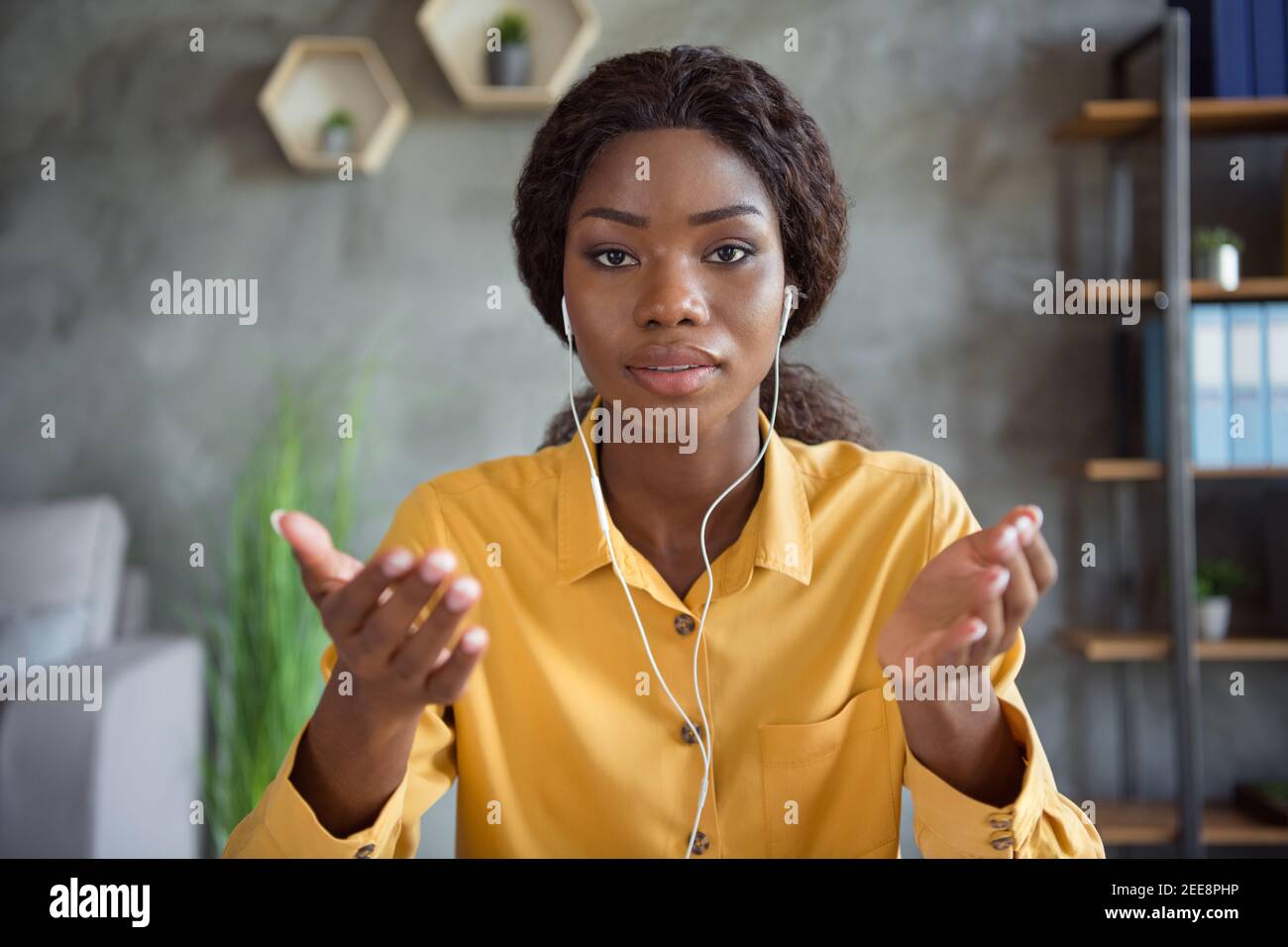 Cam girl dark skin hi-res stock photography and images - Alamy