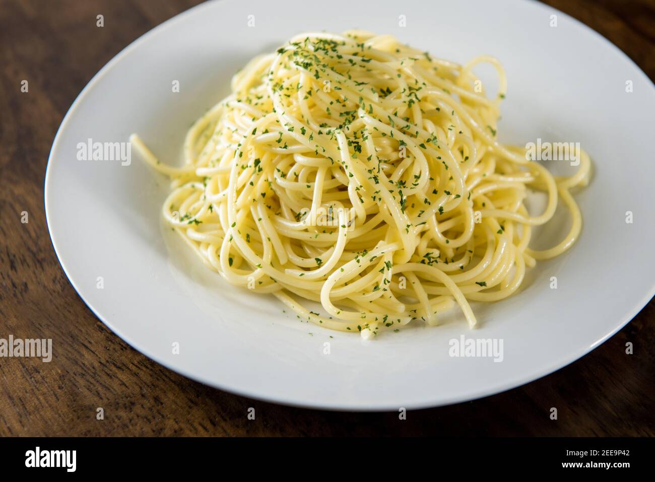 Homemade cooked Italian spaghetti seasoning with ground parsley on