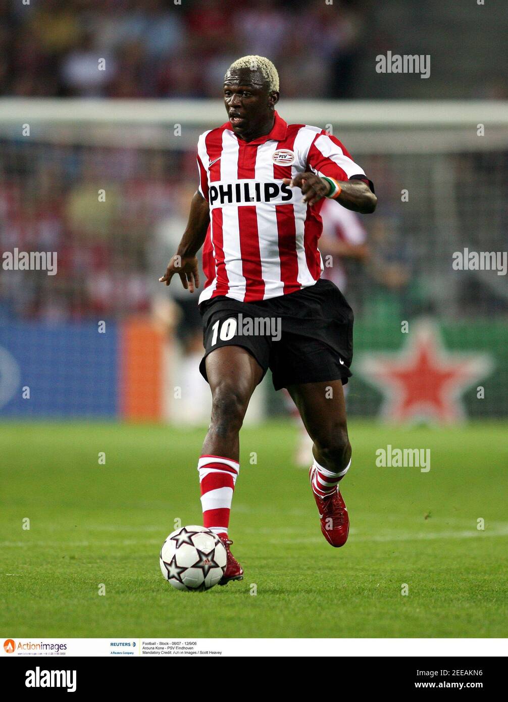 Football Stock 06 07 12 9 06 Arouna Kone Psv Eindhoven Mandatory Credit Action Images Scott Heavey Stock Photo Alamy