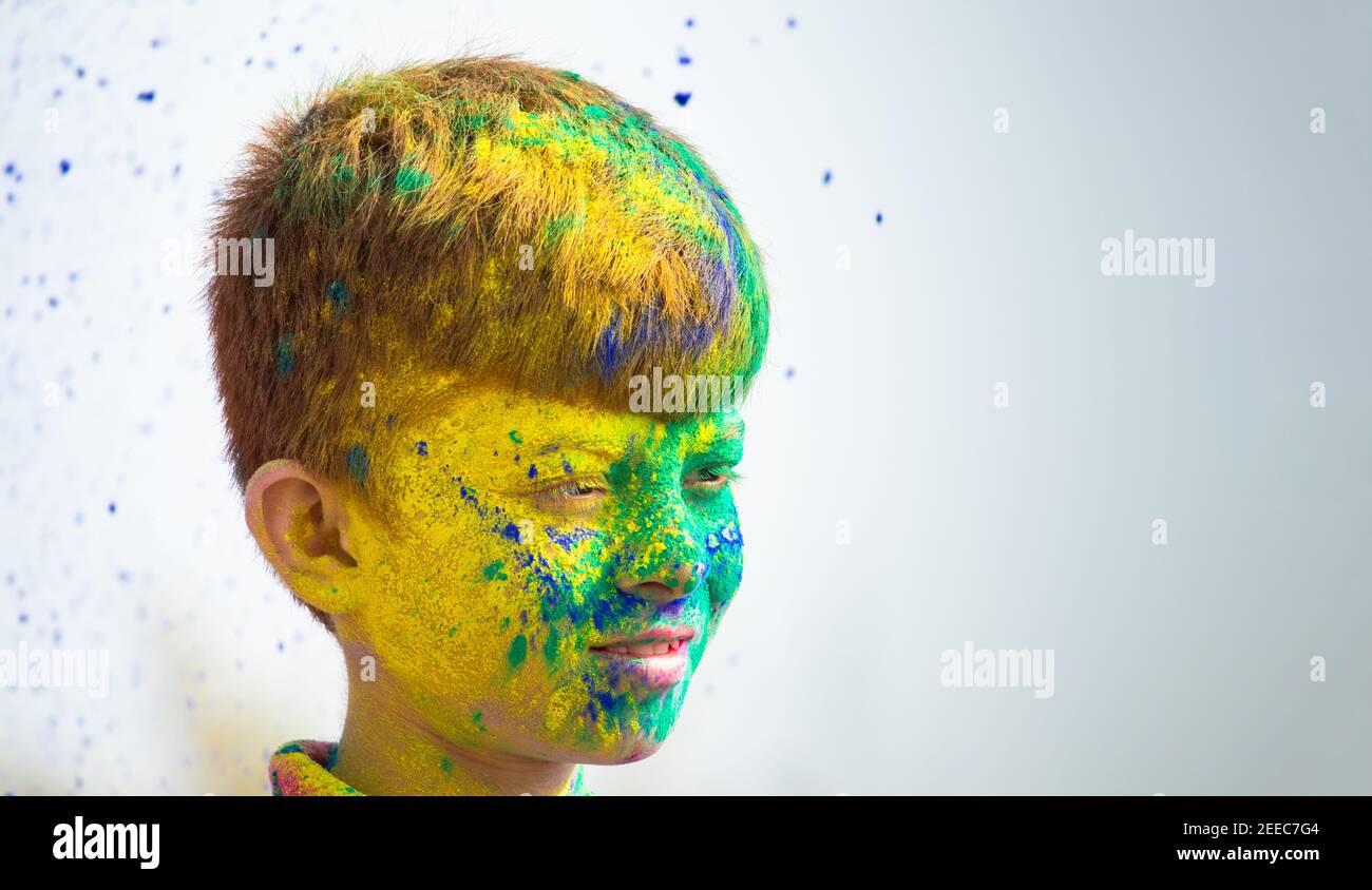 Festival head shot smiling hi-res stock photography and images - Alamy