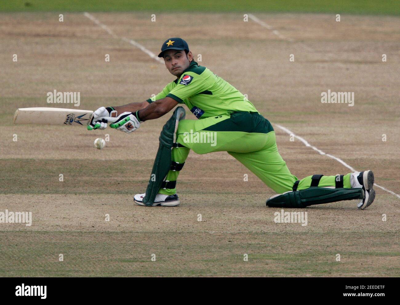 Cricket - England v Pakistan Fourth NatWest One Day International - Lord's  - 20/9/10 Pakistan's Mohammad Hafeez in action Mandatory Credit: Action  Images / Peter Cziborra Livepic Stock Photo - Alamy