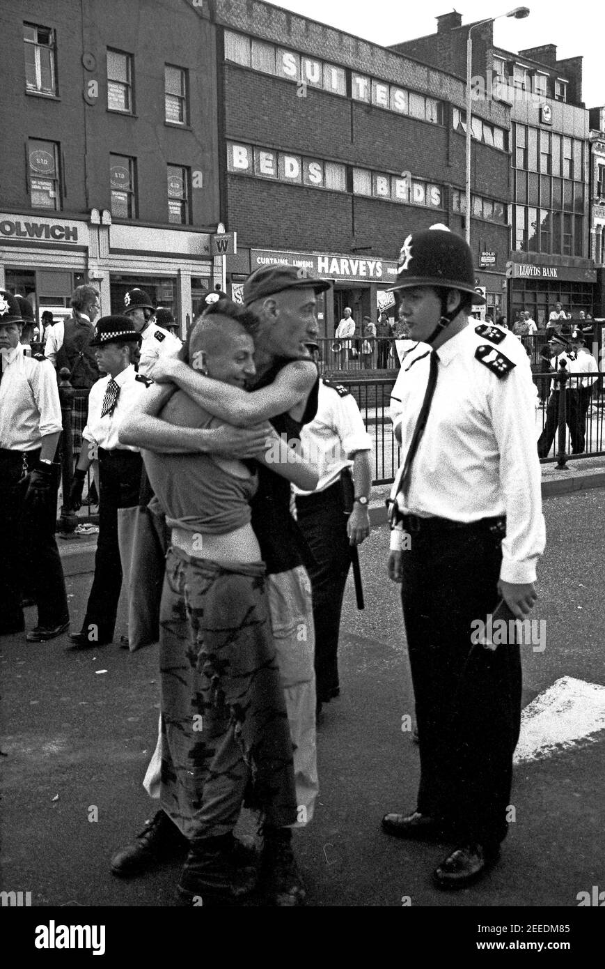 Police officers talking to protesters at the Islington Reclaim The Streets anti car protest, London, 23rd July 1995 Stock Photo