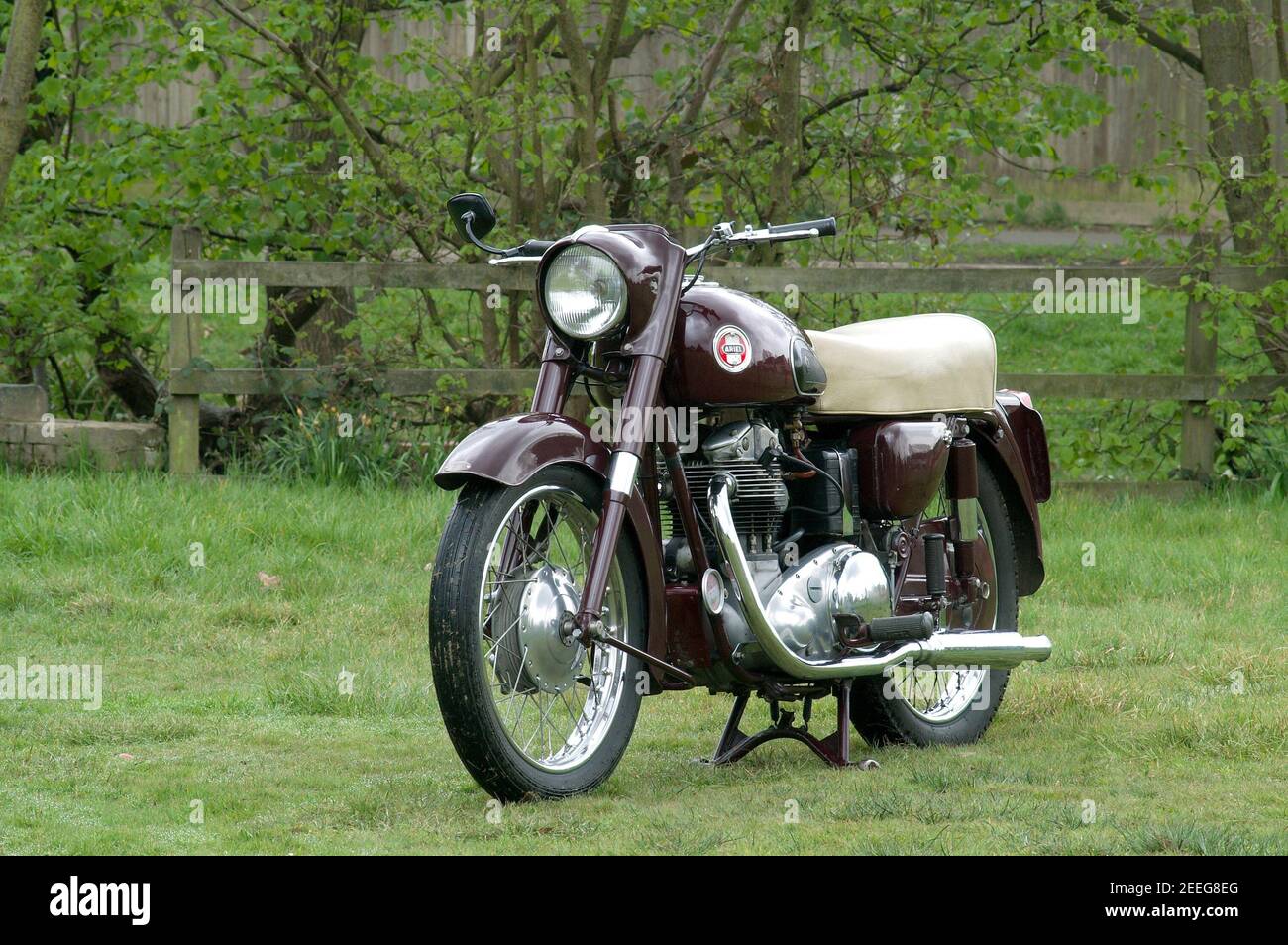 1957 Ariel KH Fieldmaster 500cc Stock Photo