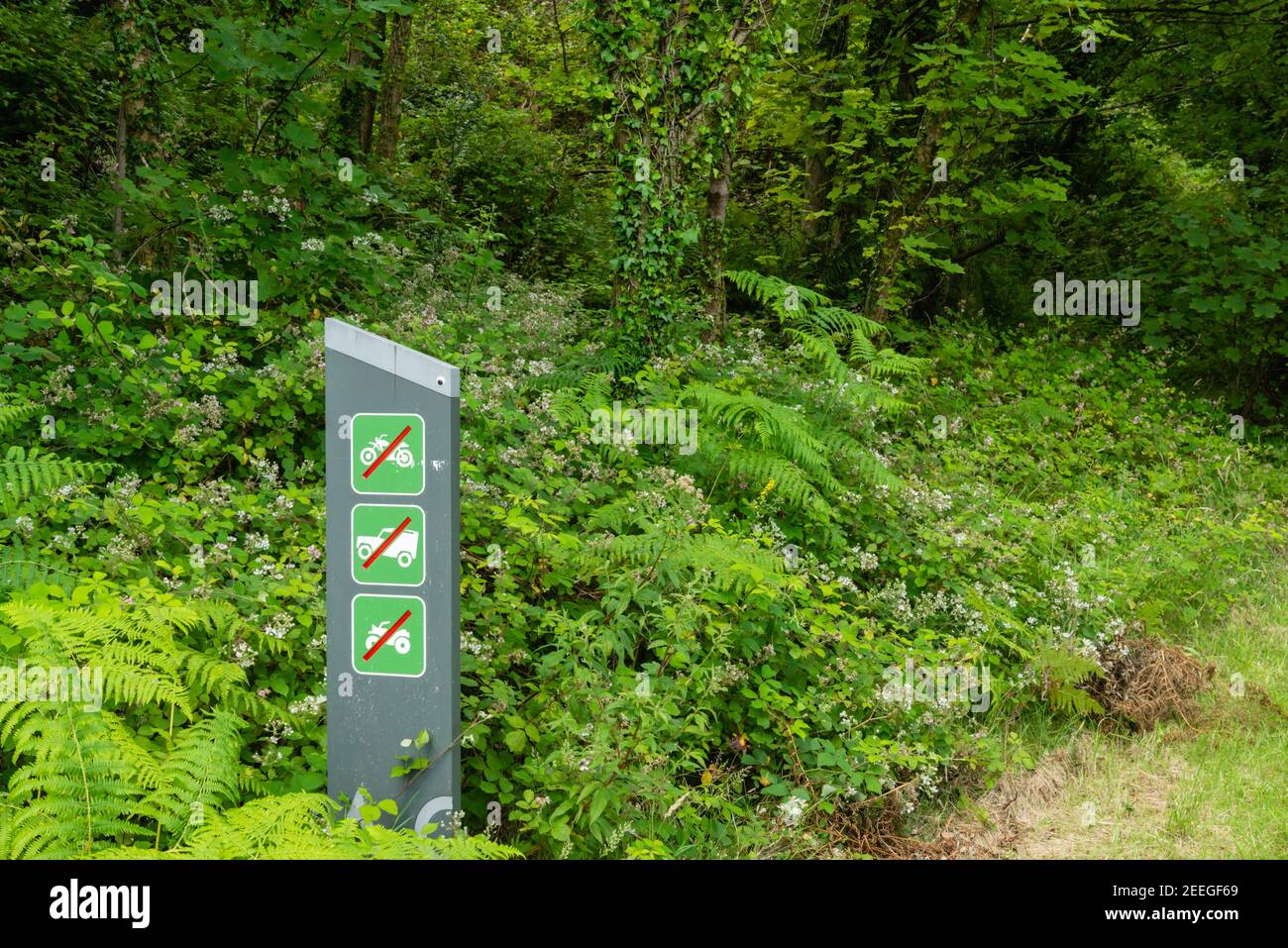 Barring hi-res stock photography and images - Alamy